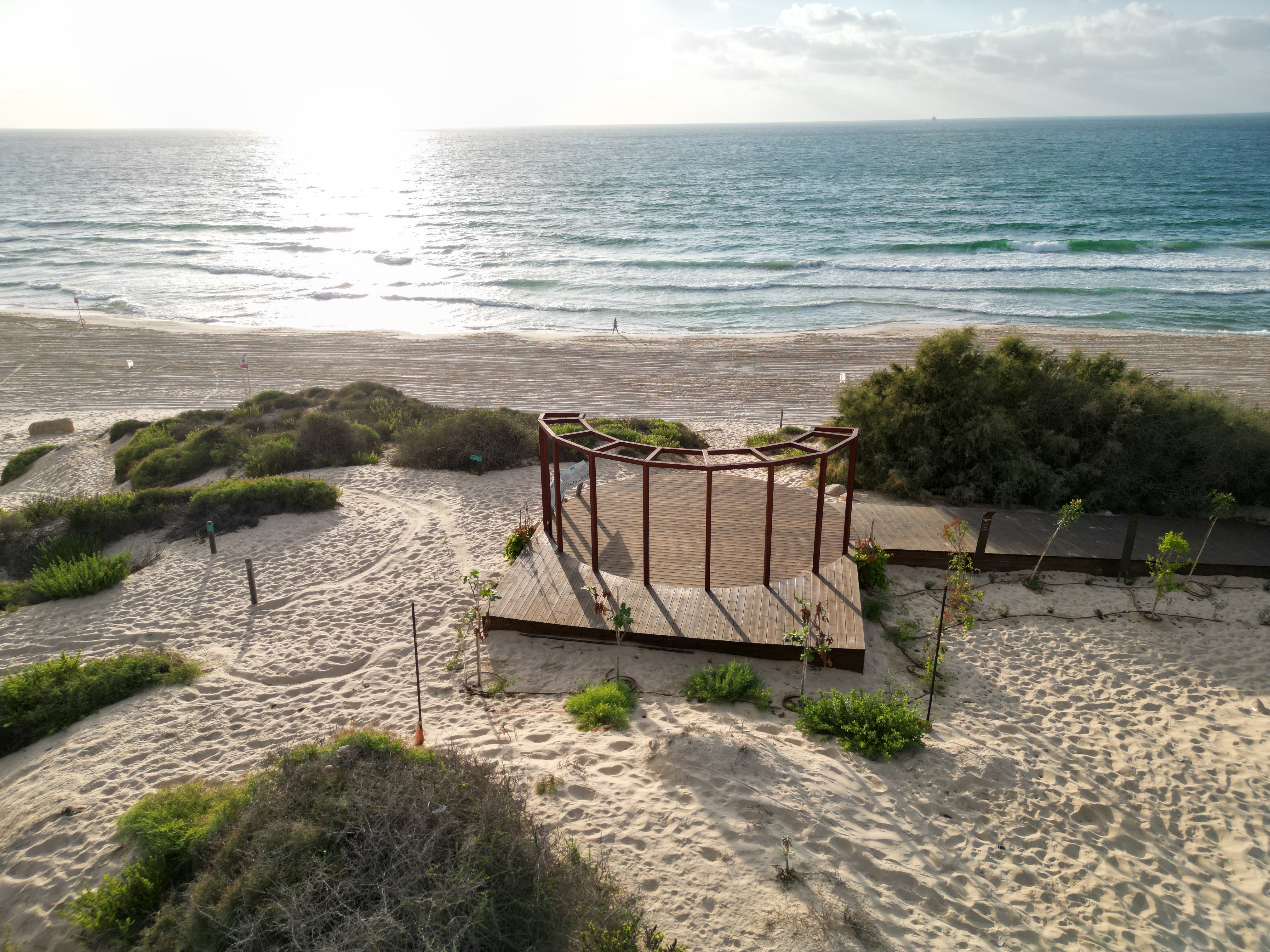 נקודת התצפית עם נוף לים